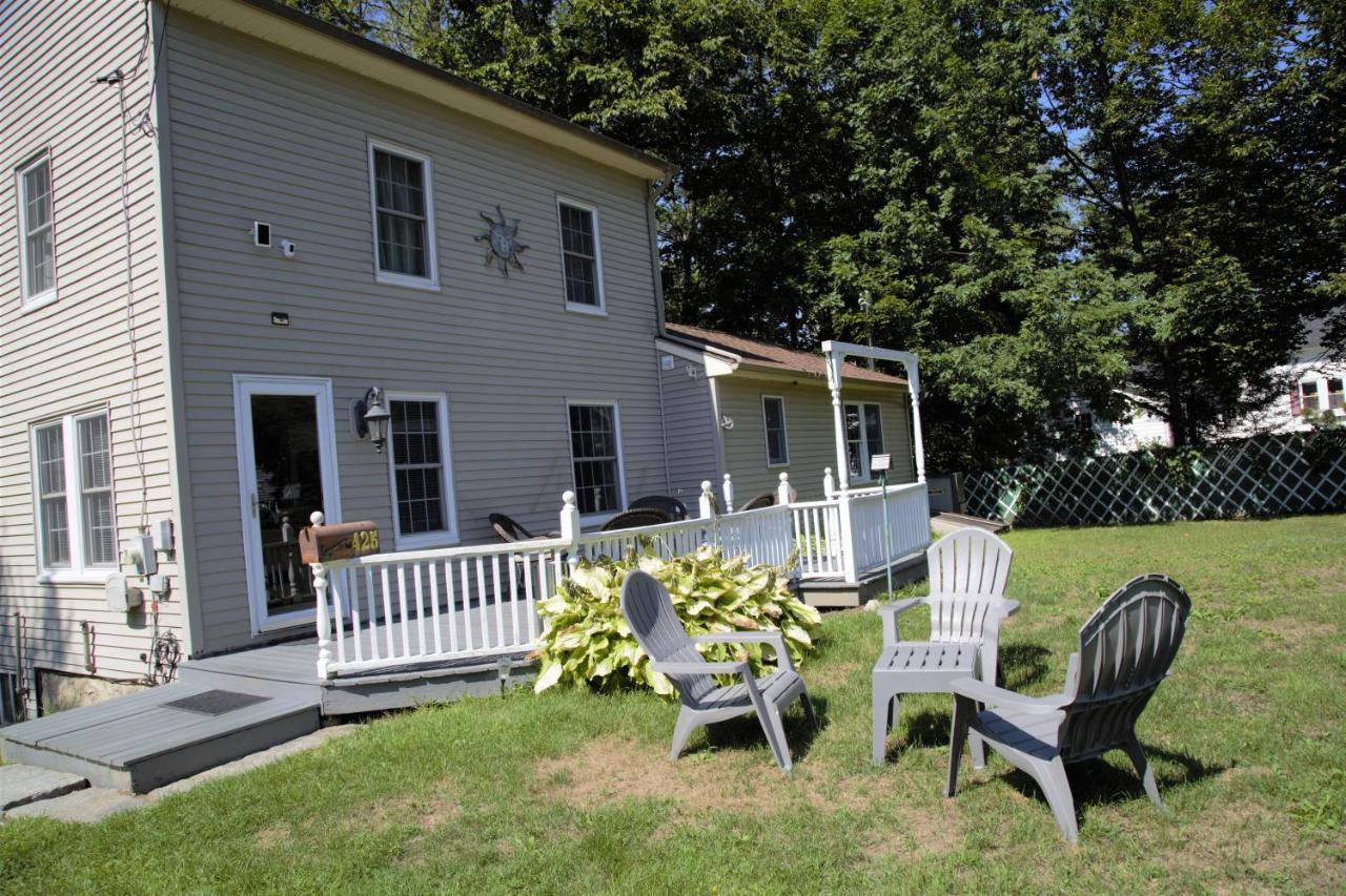 Sunnyside Home Near Sunday River, Black Mountain, Lakes And Hikes Rumford Bagian luar foto