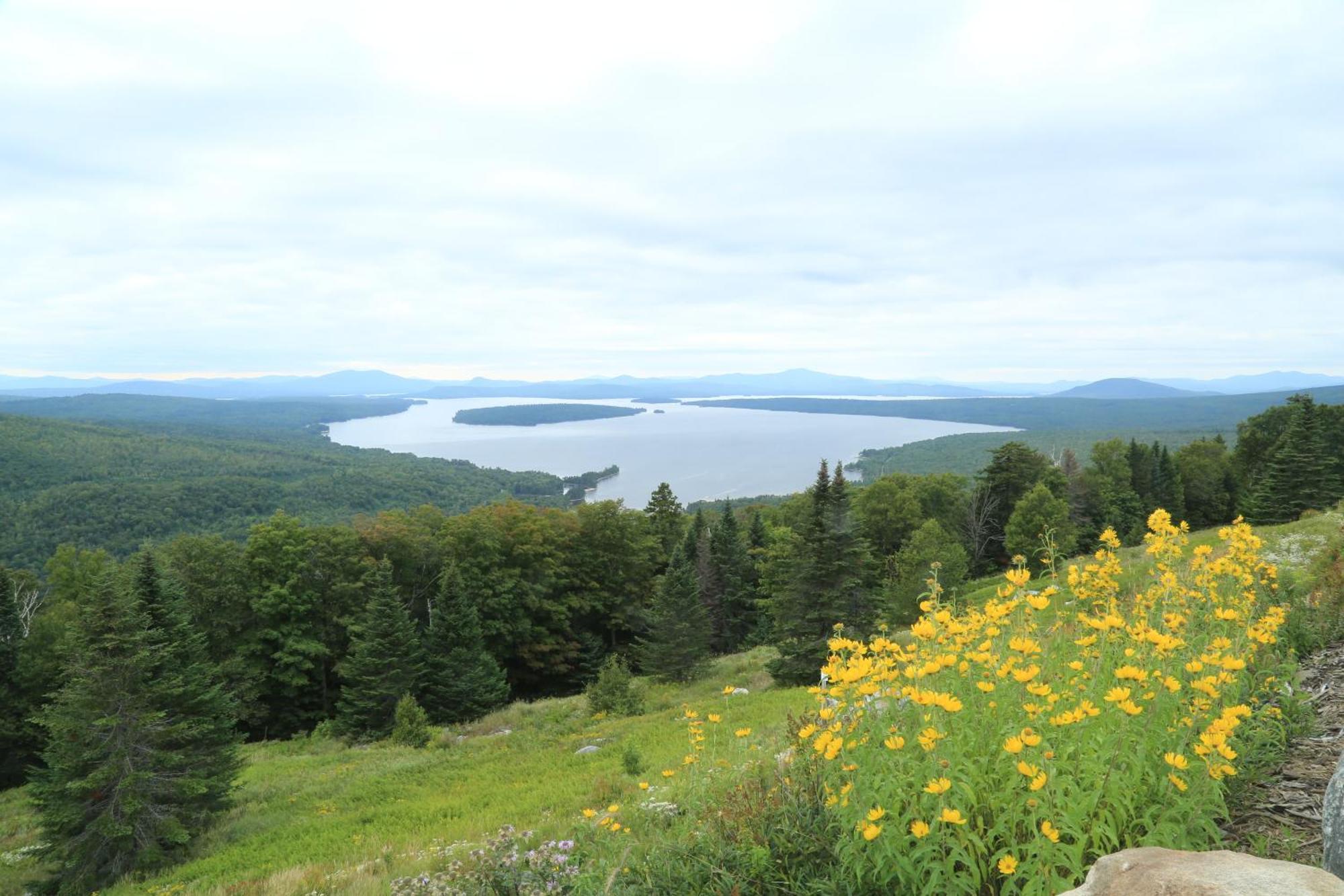 Sunnyside Home Near Sunday River, Black Mountain, Lakes And Hikes Rumford Bagian luar foto