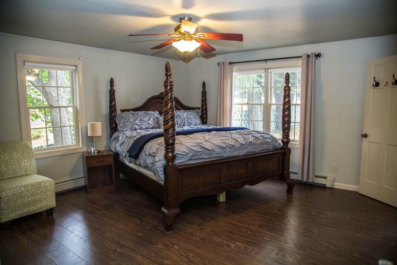 Sunnyside Home Near Sunday River, Black Mountain, Lakes And Hikes Rumford Bagian luar foto
